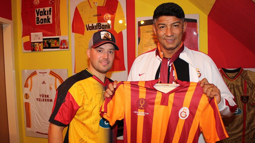 Almanya’da Galatasaray Futbol Okulu açıldı