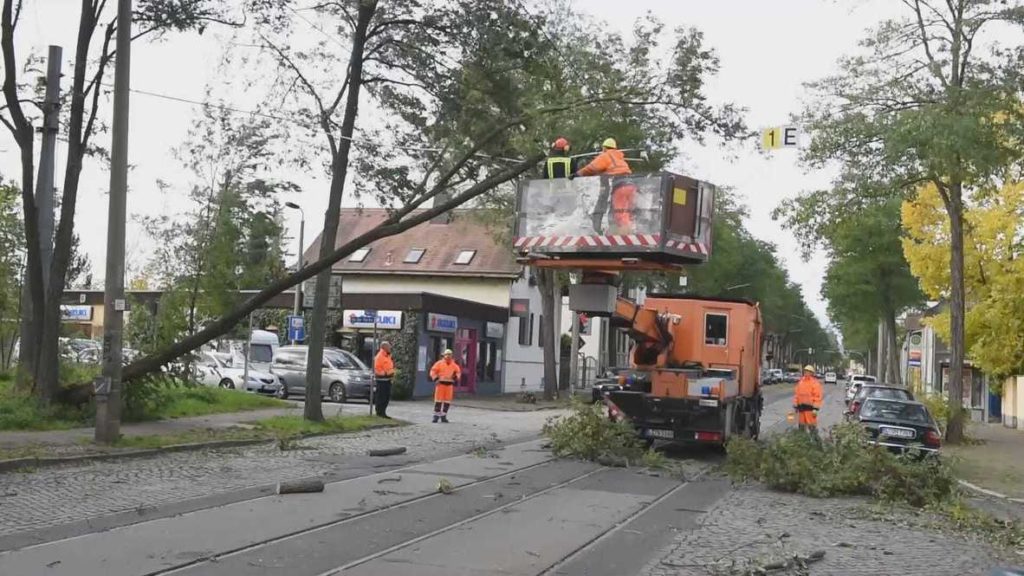 Almanya’da hava değişiyor: Kasırga uyarısı geldi