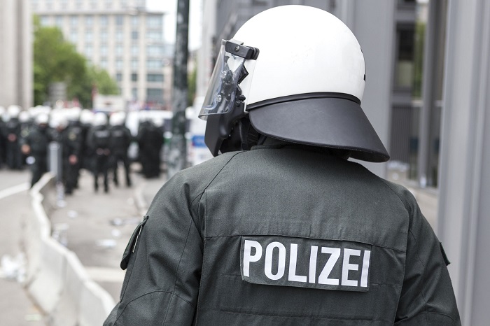 Almanya polisinin üniformaları Türkiye’den