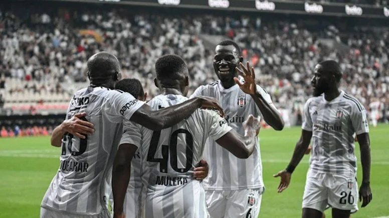 Beşiktaş tur kapısını araladı