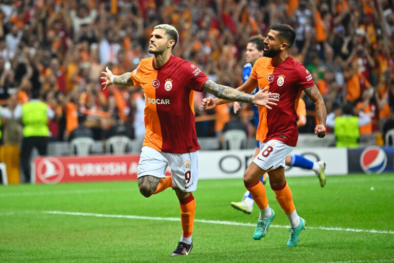 Galatasaray, UEFA Şampiyonlar Ligi’ndeki grubundan nasıl çıkar?