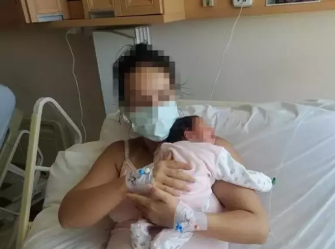 Doğumda skandal: Annenin vücudunda unuttular, 2 yıl sonra fark edildi