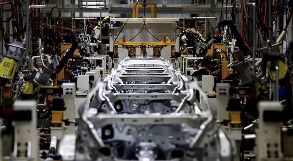 Tesla Almanya’daki üretimi yeniden durduruyor