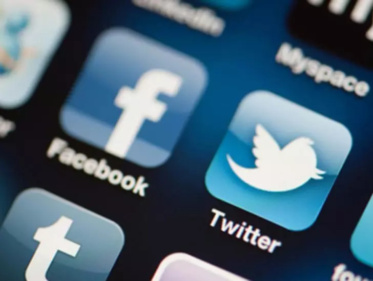 Sosyal medya ağları dünya genelinde çöktü