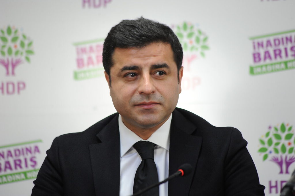 Selahattin Demirtaş TUSAŞ saldırısını kınadı: Barış isteyenlerin sesi bastırılamayacak