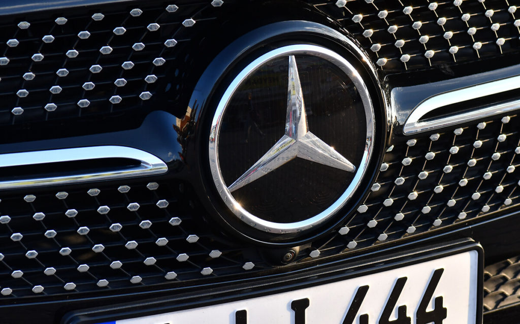 Mercedes’te skandal: 340 bin araçta yangın riski ortaya çıktı