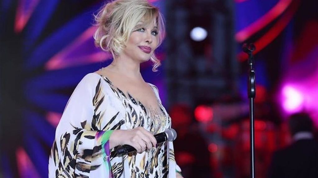 Ünlü sanatçı Emel Sayın’dan yıllar sonra gelen itiraf