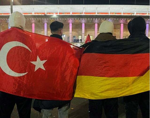 Almanya’da Türkiye kökenlileri toplu sınır dışı korkusu sardı