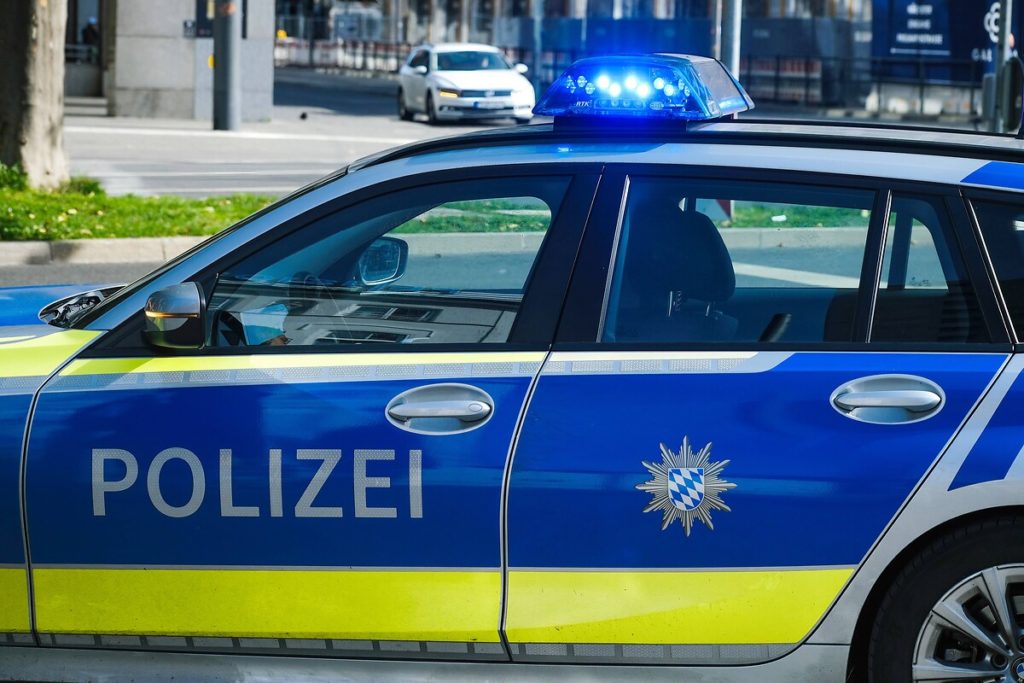 Almanya’da polis adeta canından bezdi