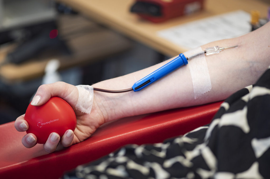 Almanya’da ‘kan sıkıntısı’ başladı: Kan bağışı için 50 Euro ödeme teklifi