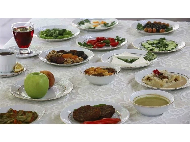 Ramazan geldi: Sahur ve iftarda nasıl beslenmek gerekir?