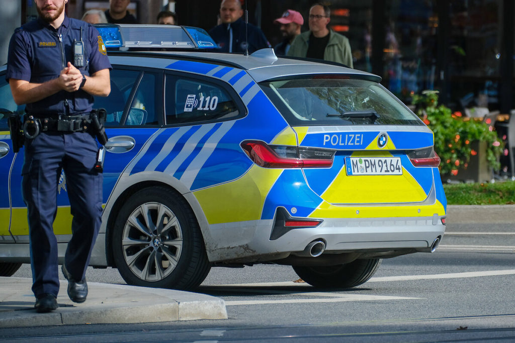 Almanya’da bir bıçaklı saldırı daha: Mağdur ağır yaralı
