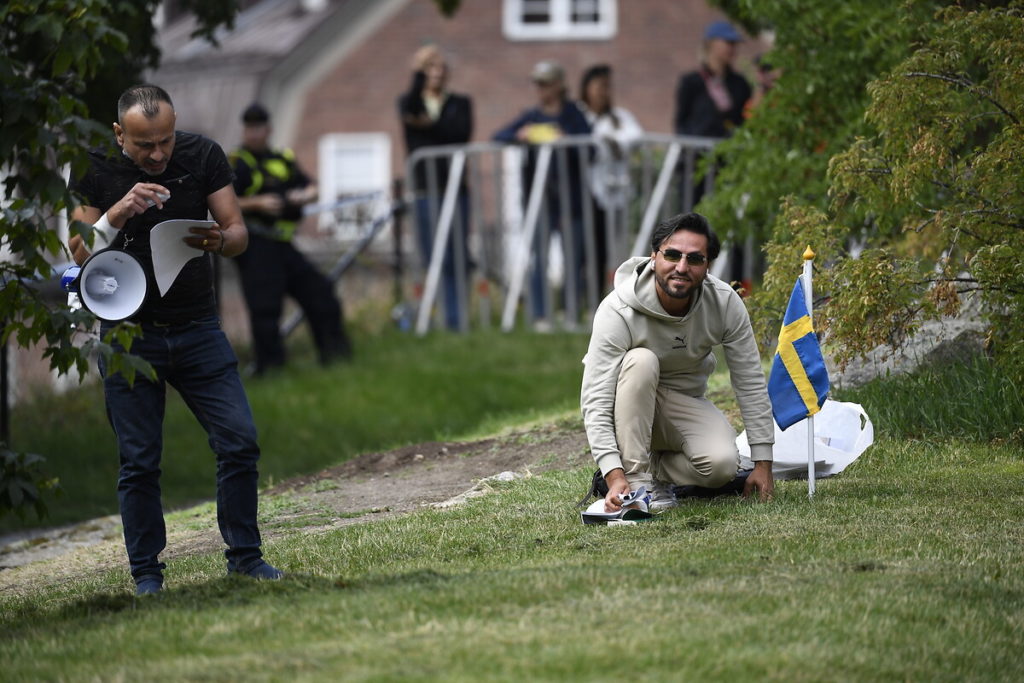 Kur’an-ı Kerim yakma provokatörü İsveç’ten sınır dışı edildi