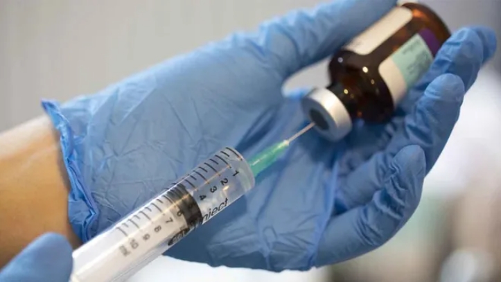 Almanya’da salgın riski, aşı olmayanlar büyük risk altında