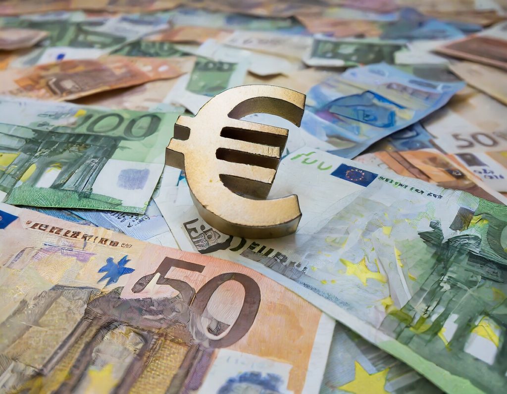 Alman siyasetçi: Hedefler tutmazsa 40 milyar euro ceza öderiz