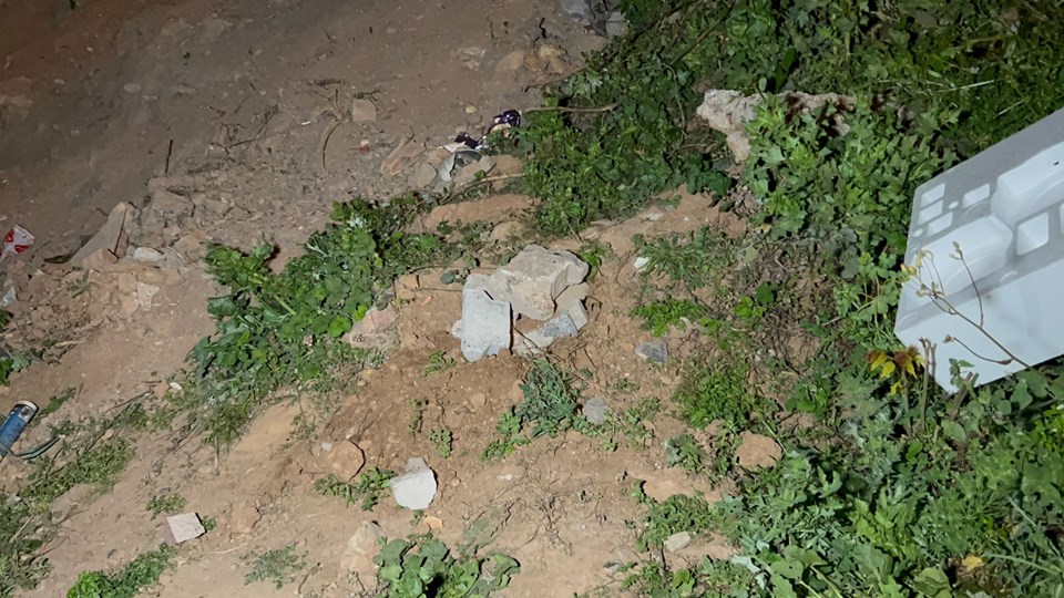 Boş araziden korkunç haber: Bebek cesedi bulundu