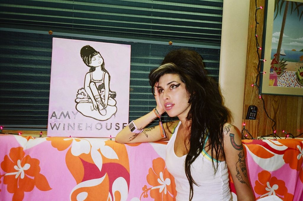 Amy Winehouse’ın hayatı “Back to Black” ile vizyonda…