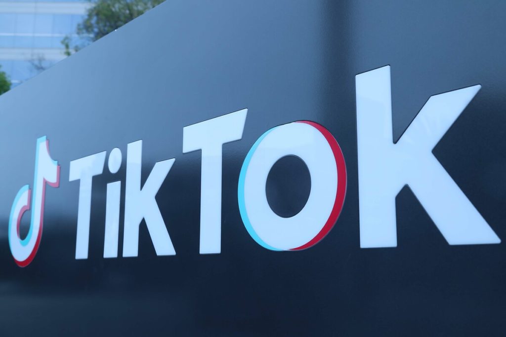 ABD seçim güvenliğini sağlamak için TikTok’ta Rus medya hesaplarını kapattı