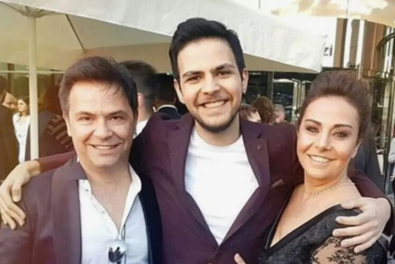 Ünlü oyuncunun oğlu cinsiyet değiştirdi