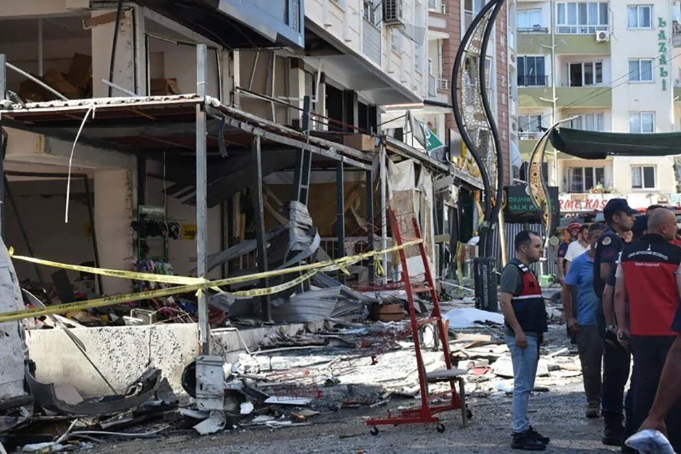 İzmir’de patlama: 5 kişi öldü çok sayıda kişi yaralı