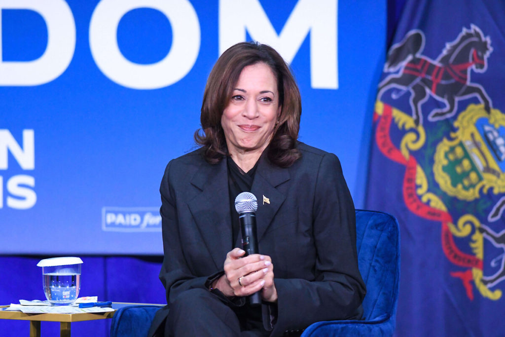 Kamala Harris’e, Netflix’in kurucu ortağından 7 milyon dolarlık bağış