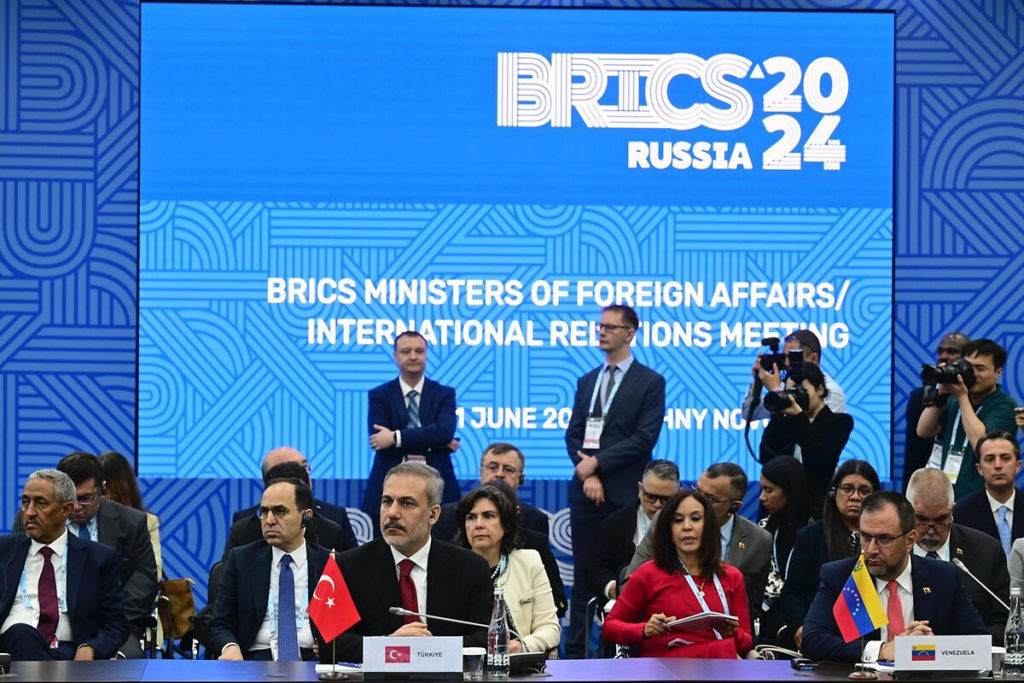 Türkiye’nin resmen başvuruda bulunduğu BRICS nedir? Neden önemli?