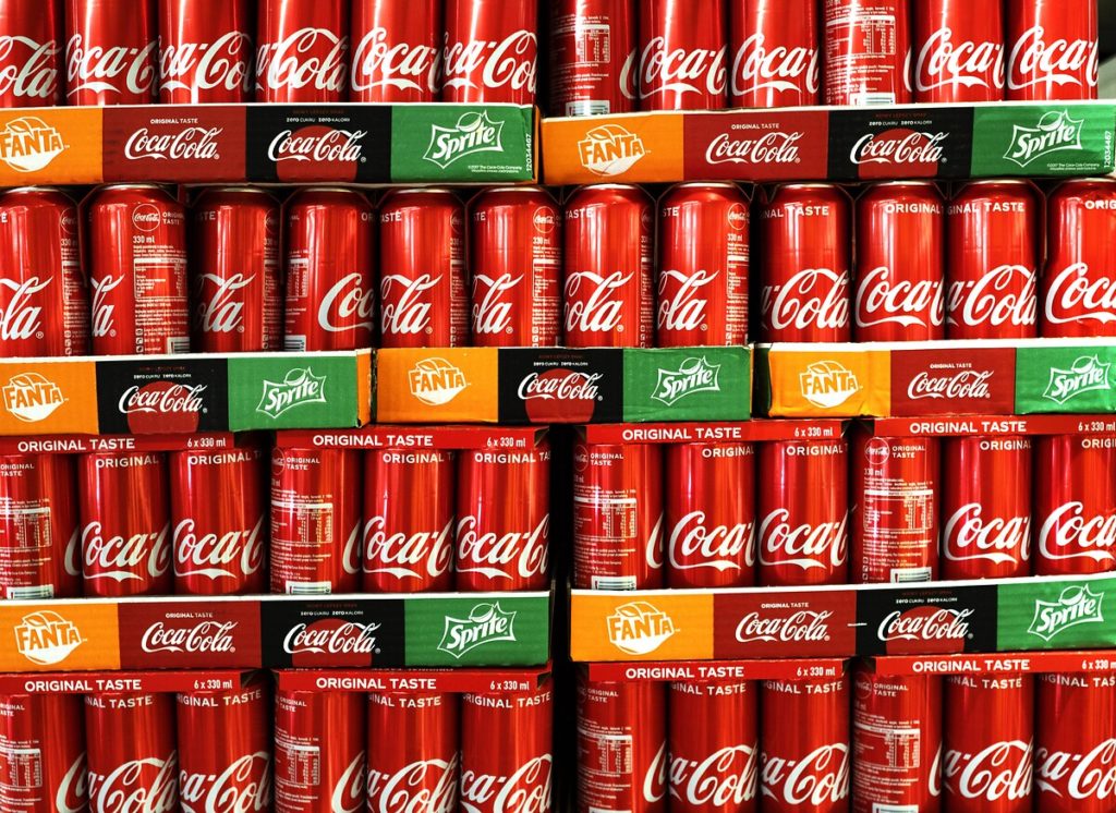 İçecek sektöründe büyük sağlık skandalı: Coca Cola 26 milyon şişeyi geri toplatıyor