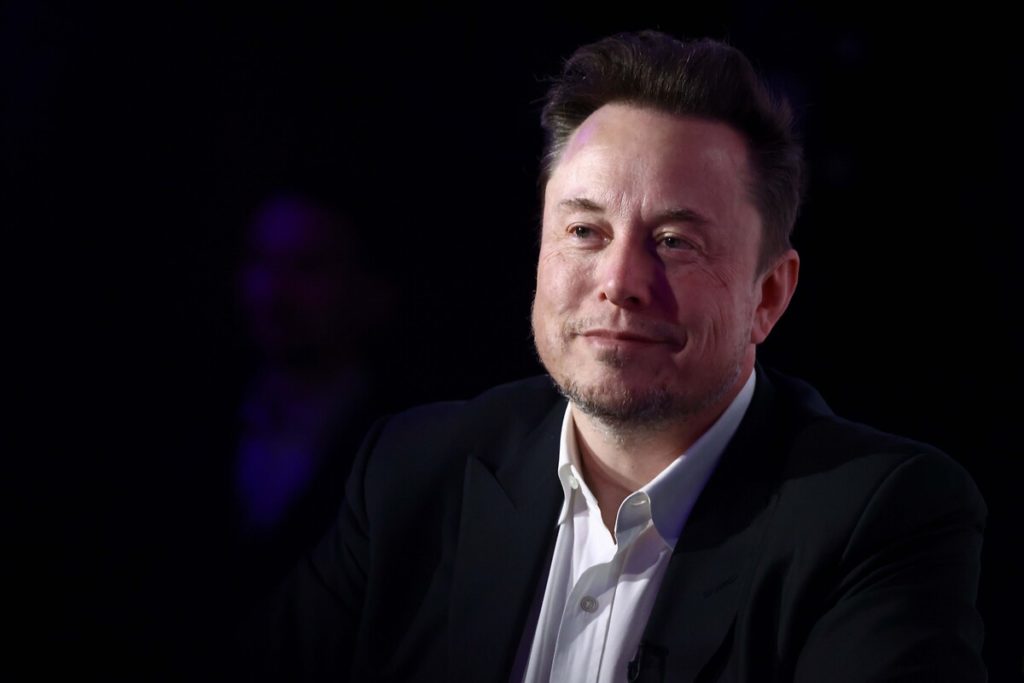 Elon Musk, Der Spiegel’i Donald Trump ve kendisine suikastı teşvik etmekle suçladı