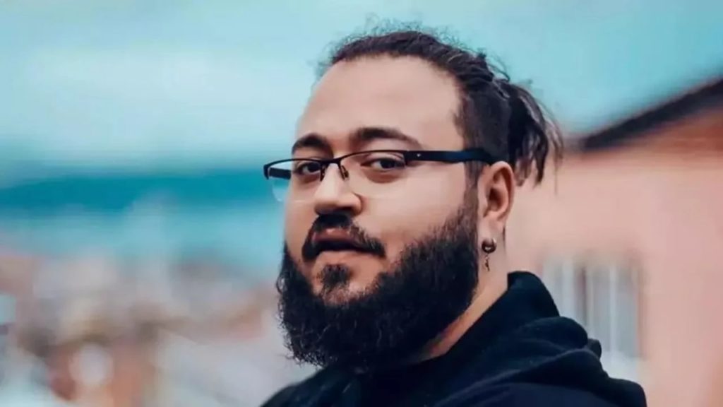 Müstehcenlik suçundan tutuklanan Jahrein tahliye edildi