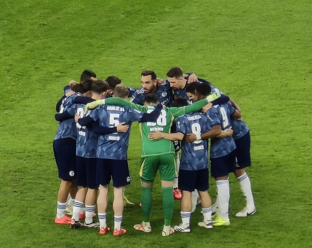 Kenan Karaman’ın golü Hamburg antrenörünün işine son verdi