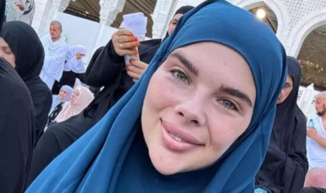 Ünlü oyuncu tesettüre girdi, umreye gitti