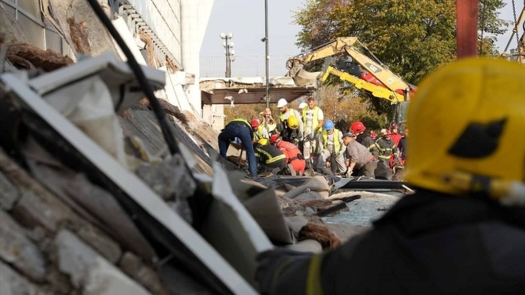 Tren istasyonuna saldırı: Çok sayıda ölü var