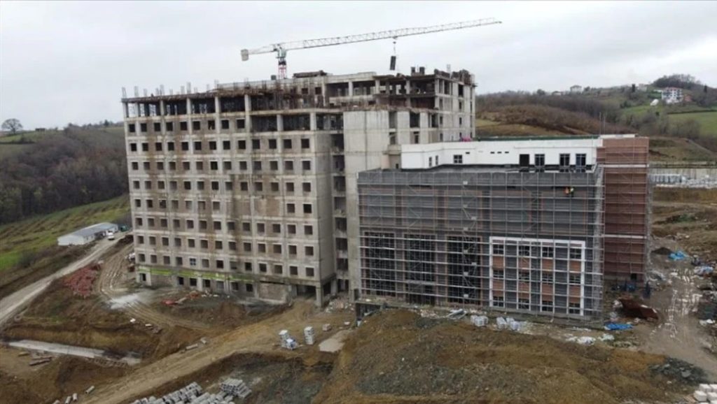 Dev hastaneleri yapmıştı: Ünlü inşaat firması iflas etti