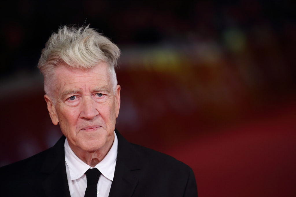 Sinemanın dahi yönetmeni David Lynch hayatını kaybetti