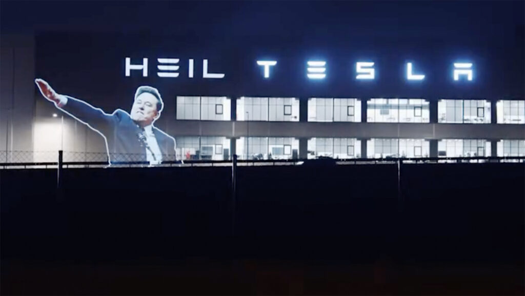 Brandenburg Tesla fabrikasında Elon Musk protestosu