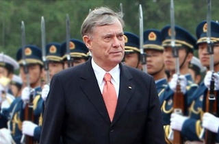 Eski Almanya Cumhurbaşkanı Horst Köhler hayatını kaybetti