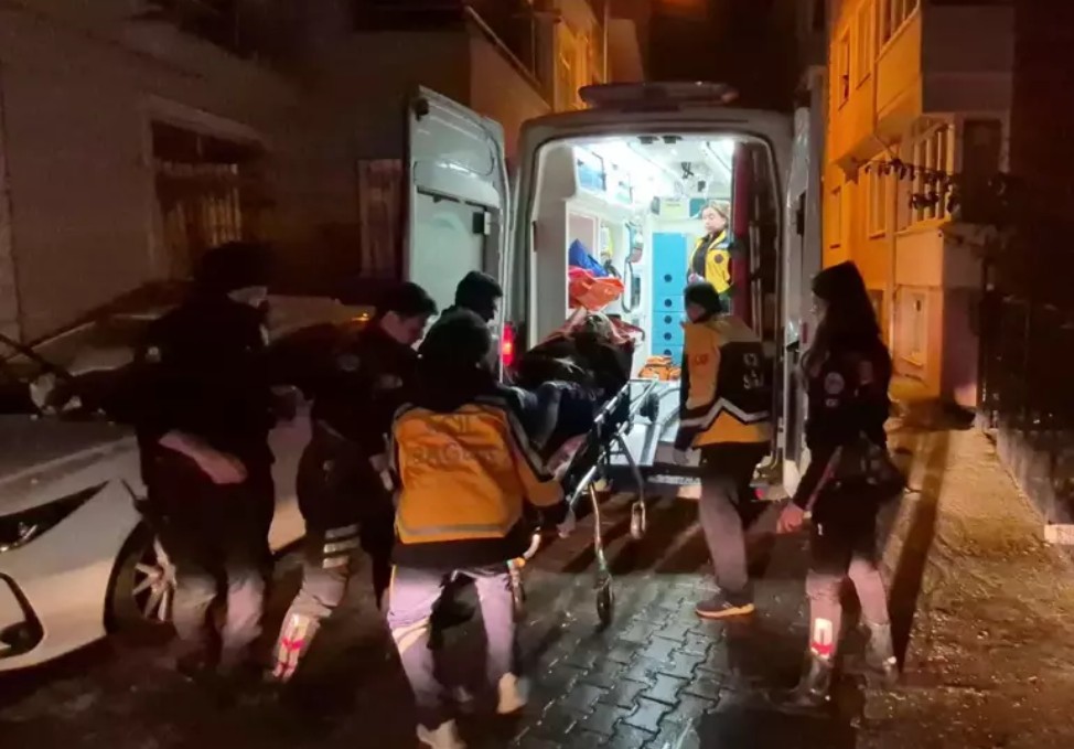 Baba oğul tartışmasında kan döküldü