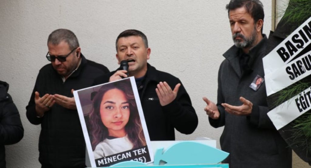 Hemşire domuz gribinden öldü