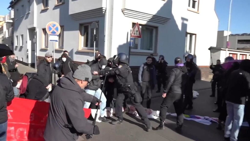 Dortmund’da aşırı sağcı terör şüphelisi tutuklandı; Merkel, Scholz, Baerbock ve Lauterbach’ın isimleri ölüm listesinde