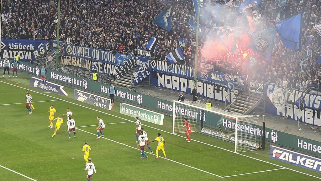 Hamburg Eintracht Braunschweig’a farklı yenildi