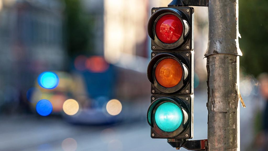 Almanya’da trafik ışıkları değişti