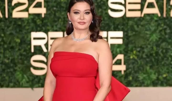 Nurgül Yeşilçay Sağlık Bakanlığına seslendi: Böyle bir şey var mı? Öyleyse dışarı çıkmam