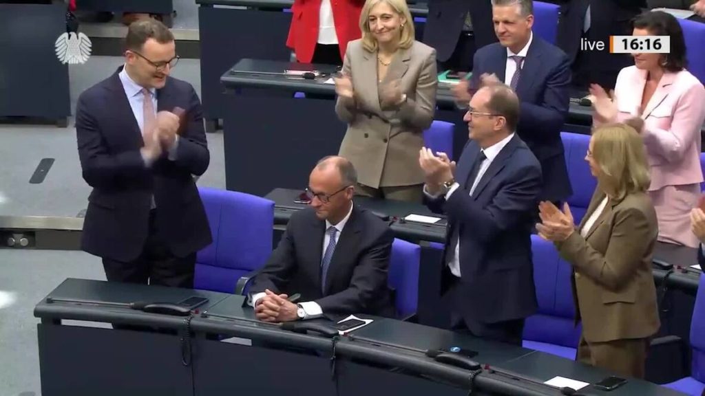 Friedrich Merz ikinci turda Almanya başbakanı seçildi