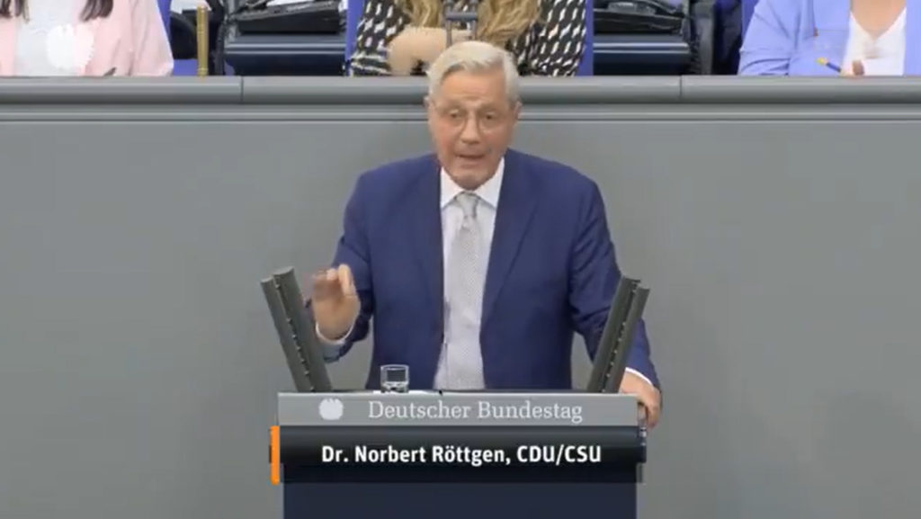 CDU’lu Norbert Röttgen’den Almanya Hükümetine Çağrı: “İsrail’e Yaptırımlar Artık Gündeme Gelmeli”
