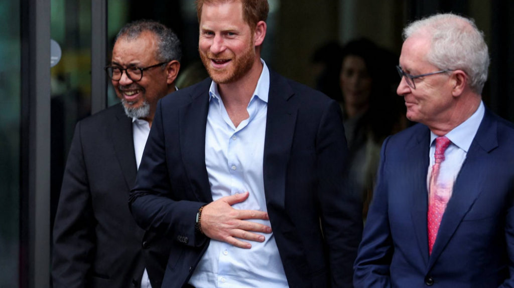 Prens Harry, Kral III. Charles ile Londra’da buluştu