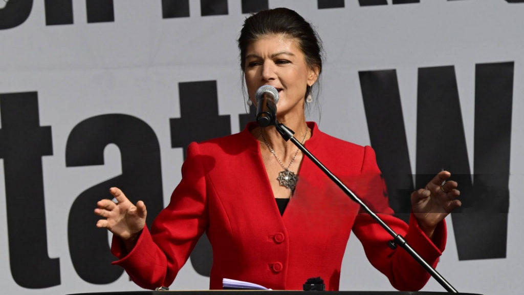 Berlin’de on binlerce kişi Gazze’deki saldırıları ve Ukrayna’ya silah sevkiyatını protesto etti