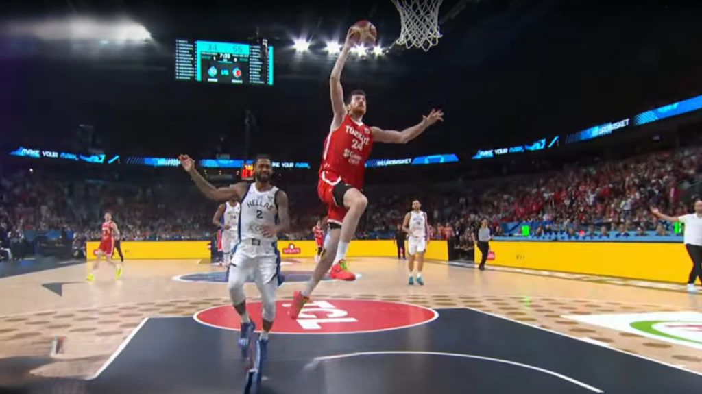 Türkiye kupayı kaçırdı, Almanya 32 yıl sonra yeniden Avrupa şampiyonu