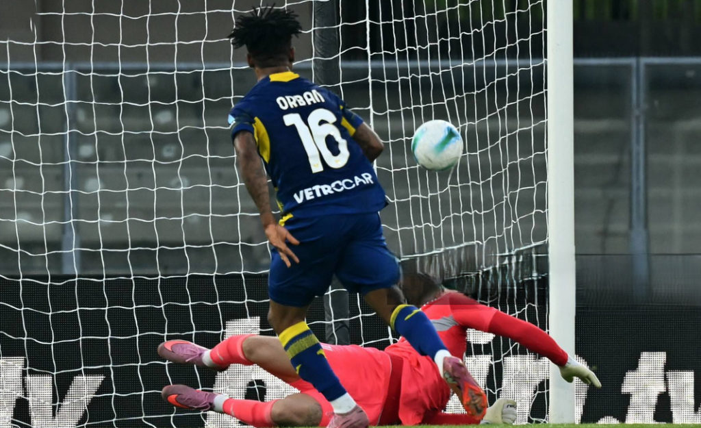 Juventus, Verona’da beraberlikle Serie A zirvesine çıktı