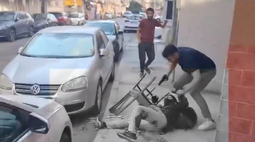 İzmir’de polis karakoluna silahlı saldırı: 2 polis şehit oldu, 16 yaşındaki saldırgan yakalandı