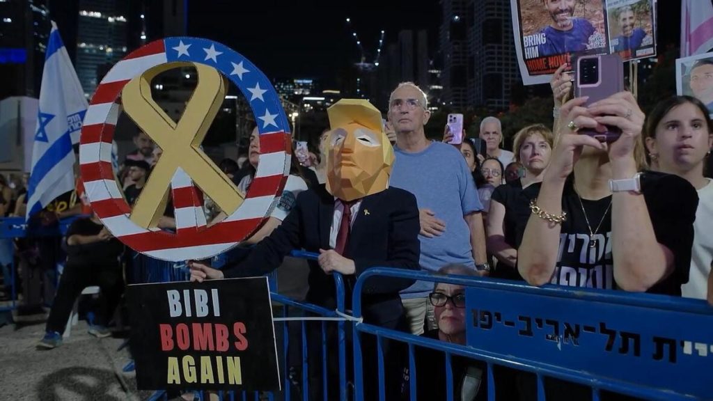 Tel Aviv’de Netanyahu’ya protesto! Halk sokakta